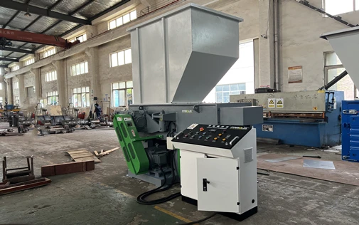 Wood Shredder to Italian Customer Branch Company in China