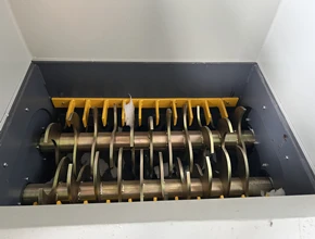 Crusher blades