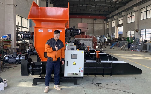 3sets of EPS Foam Compactor Machines to Italy 