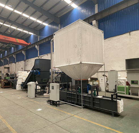 Foam Hydraulic Compactor with Silo System