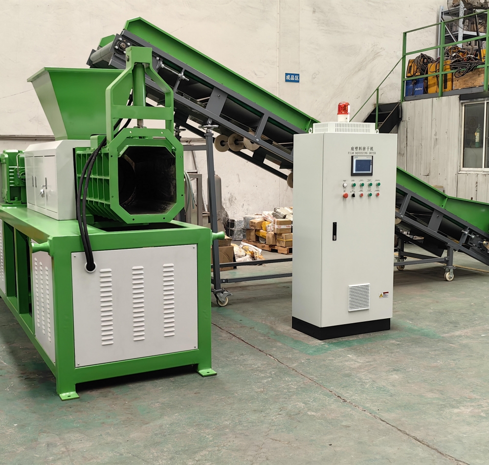 PP PE Film Squeezing Dewatering Machine