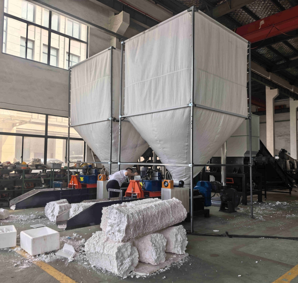 EPS Compactor Line With Two Silo System